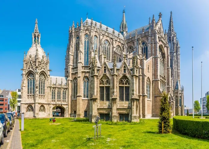 公寓 In Near The *